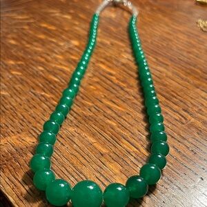 Emerald Green Beaded Necklace for Women